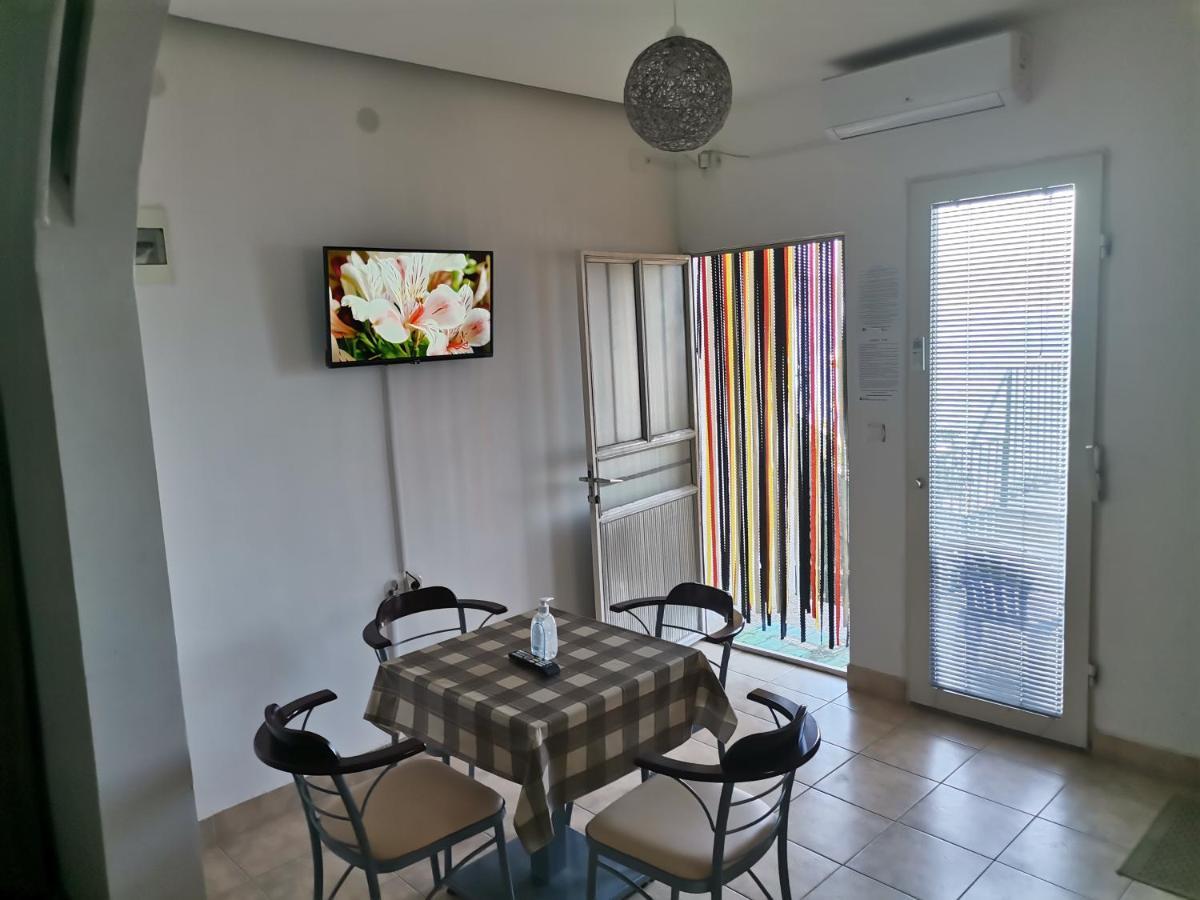 טרפייצה Apartments Krste מראה חיצוני תמונה