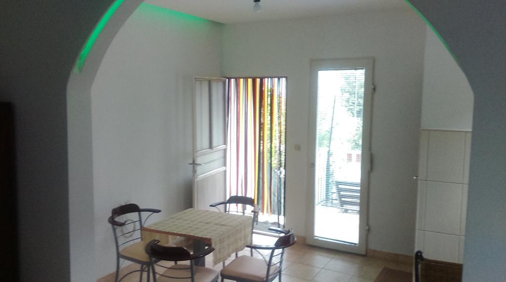 טרפייצה Apartments Krste מראה חיצוני תמונה